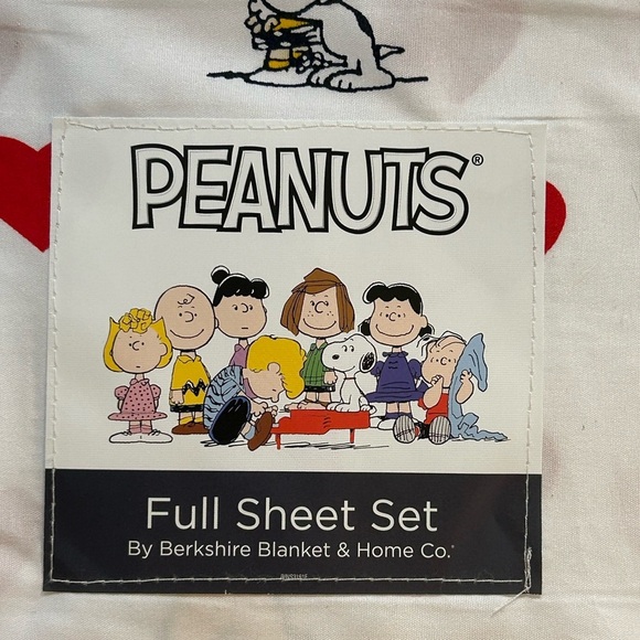 Berkshire PEANUTS Snoopy Hearts And Love 3 Piece Cozy Full Sheet Set - Picture 4 of 8